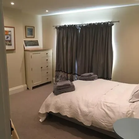 St Anthony's, Bright Perkily Decorated 3 Bedroom House Сasa de vacaciones