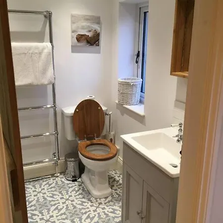 St Anthony's, Bright Perkily Decorated 3 Bedroom House * Ampleforth