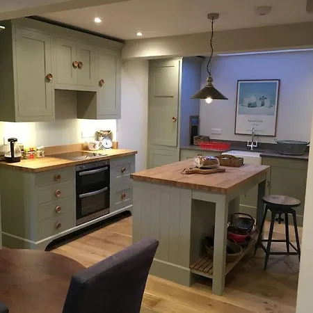 Holiday home St Anthony's, Bright Perkily Decorated 3 Bedroom House