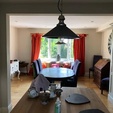 St Anthony's, Bright Perkily Decorated 3 Bedroom House * Ampleforth