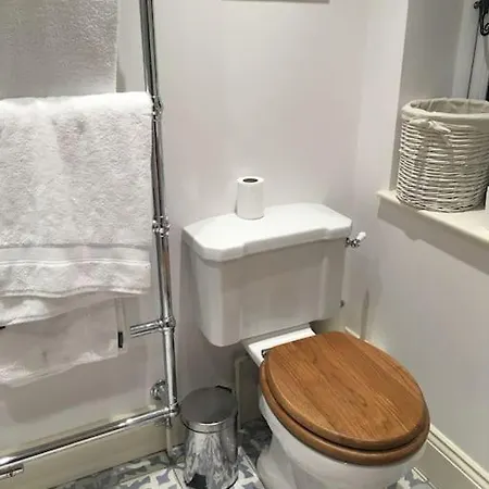 St Anthony's, Bright Perkily Decorated 3 Bedroom House